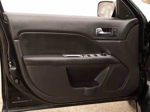 Used 2012 Ford Fusion SEL image 24