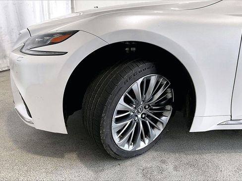 Used 2018 Lexus LS 500 w/ Luxury Package image 20
