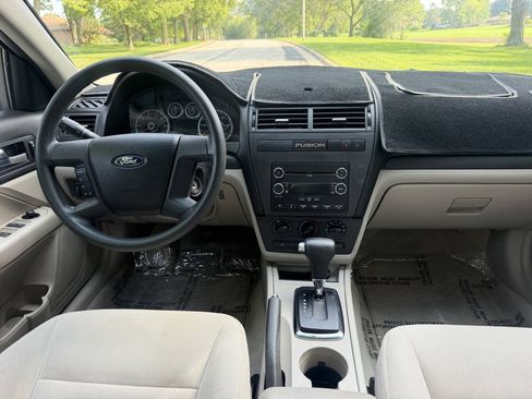 Used 2008 Ford Fusion S FWD image 16