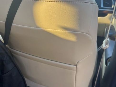 Used 2015 Toyota Highlander Limited image 26