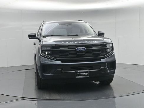 Certified 2025 Ford Expedition Max Active RWD image 61