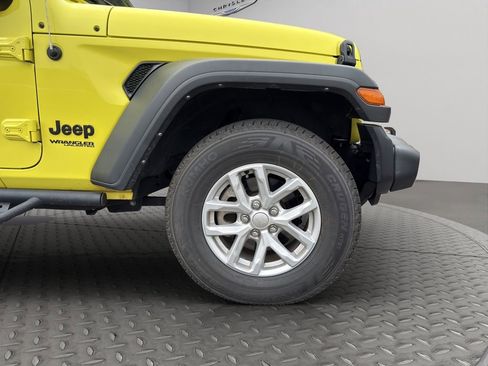 Used 2022 Jeep Wrangler Unlimited Sport image 15