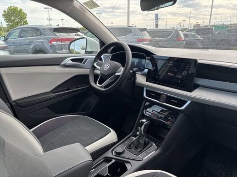 New 2026 Volkswagen Taos SE AWD/4WD image 42