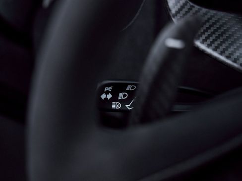 Used 2024 McLaren 750S Spider image 53