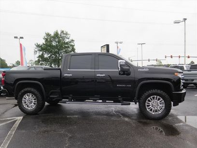 Used 2022 Chevrolet Silverado 2500 High Country w/ Z71 Off-Road Package