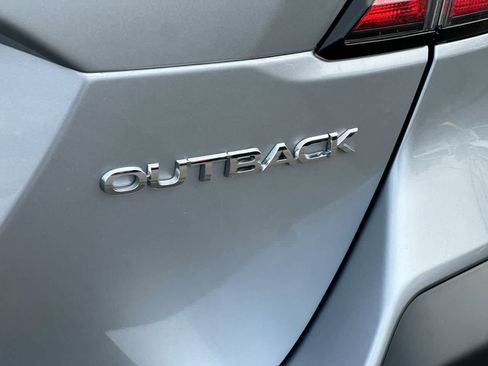 Certified 2025 Subaru Outback Limited image 18