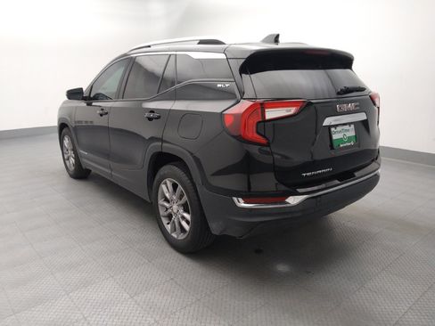 Used 2022 GMC Terrain SLT w/ Infotainment Package II FWD image 5
