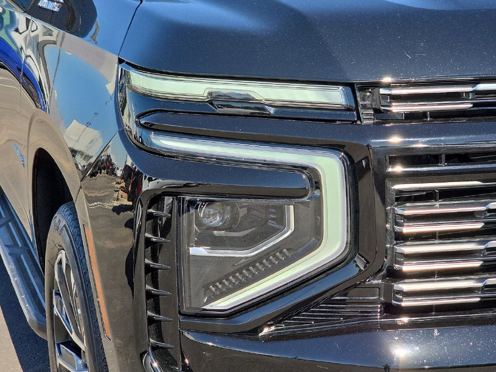Used 2025 Chevrolet Tahoe High Country AWD/4WD image 7