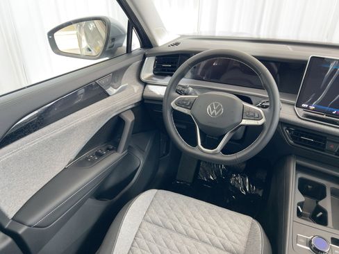 New 2026 Volkswagen Tiguan S image 4