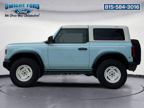 Used 2024 Ford Bronco Heritage Edition AWD/4WD image 2