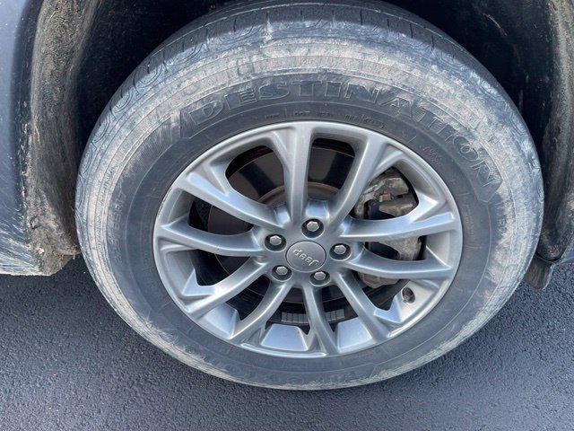 Used 2022 Jeep Cherokee Latitude Lux AWD/4WD image 13