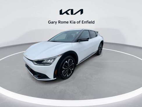 Certified 2023 Kia EV6 Wind image 4