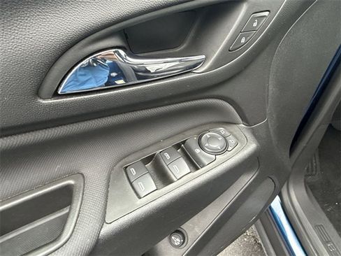 Certified 2023 Chevrolet Equinox RS w/ LPO, Floor Liner Package image 23