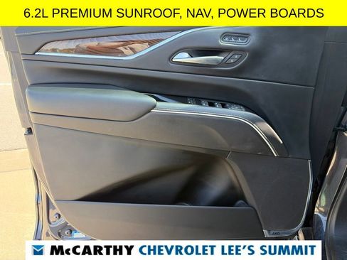 Used 2022 Cadillac Escalade ESV Premium Luxury Platinum AWD/4WD image 53