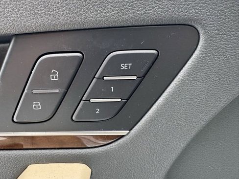 Used 2018 Audi Q5 2.0T Premium Plus w/ Premium Plus Package image 18