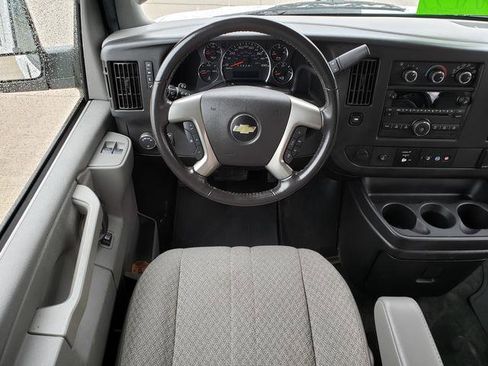 Used 2017 Chevrolet Express 3500 LT w/ LT Preferred Equipment Group image 15