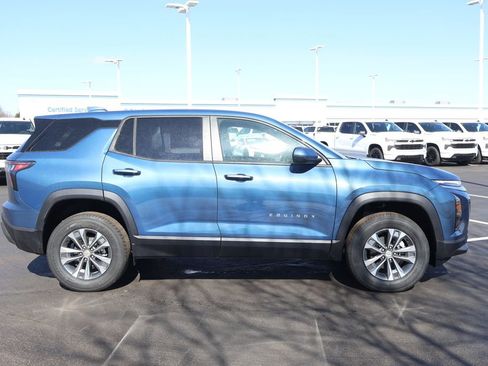 New 2026 Chevrolet Equinox LT w/ Convenience Package II image 9