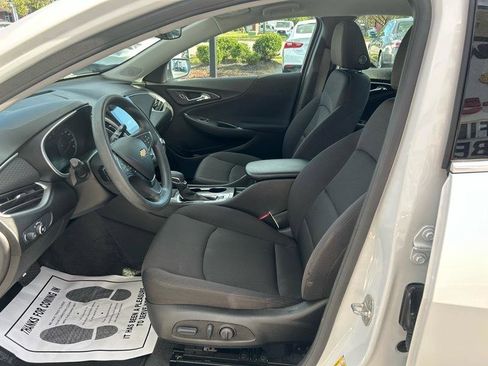 Used 2024 Chevrolet Malibu LS w/ Driver Confidence Package image 9