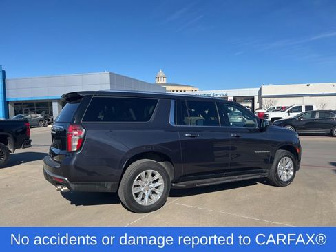 Certified 2023 Chevrolet Suburban Premier image 2