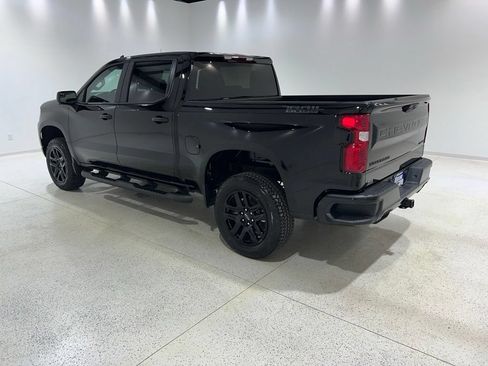 New 2026 Chevrolet Silverado 1500 Custom Trail Boss w/ Midnight Edition AWD/4WD image 3