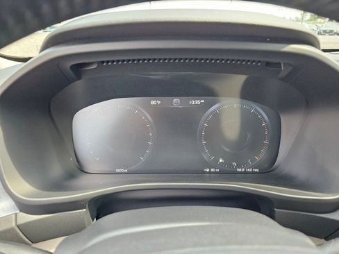 Used 2019 Volvo XC40 T5 Momentum image 29