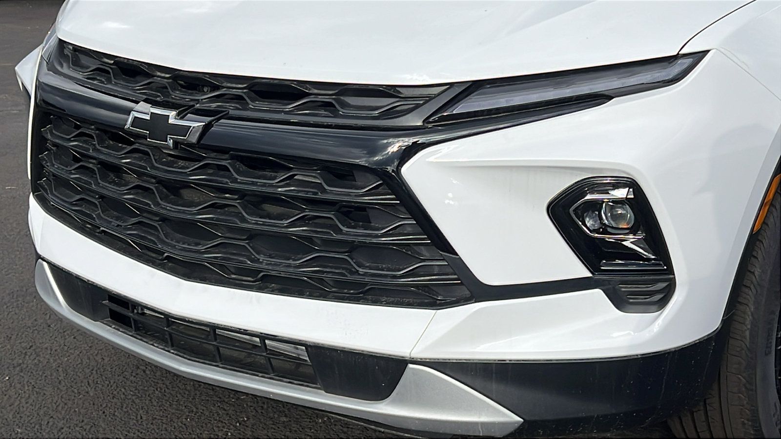 New 2026 Chevrolet Blazer LT w/ Midnight/Sport Edition AWD/4WD image 9