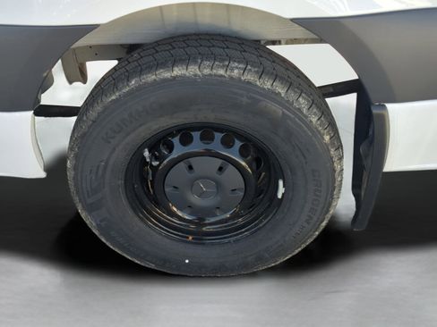 New 2025 Mercedes-Benz Sprinter 2500 image 31