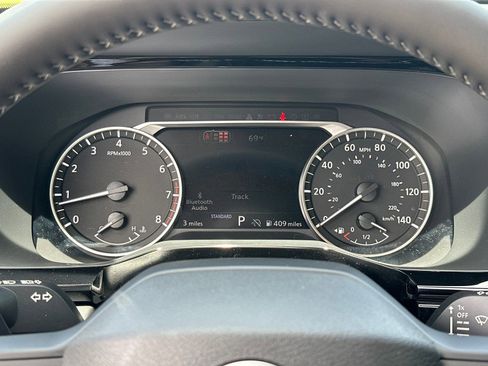 New 2026 Nissan Pathfinder SV w/ SV Premium Package FWD image 28