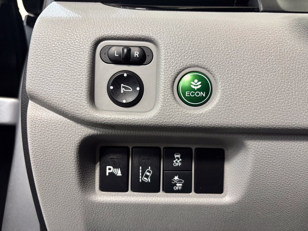 Used 2016 Honda Pilot Elite image 27