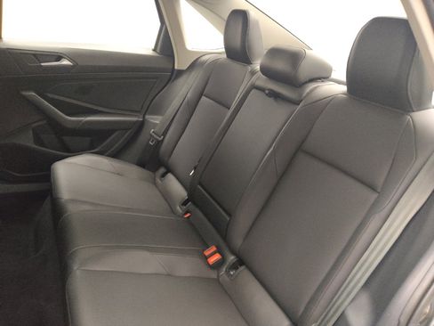 Used 2020 Volkswagen Jetta SEL image 18