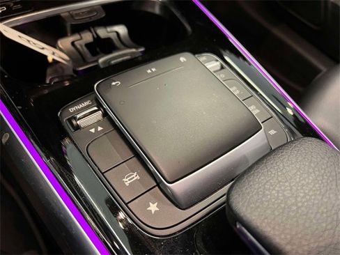 Certified 2021 Mercedes-Benz GLB 250 4MATIC image 31
