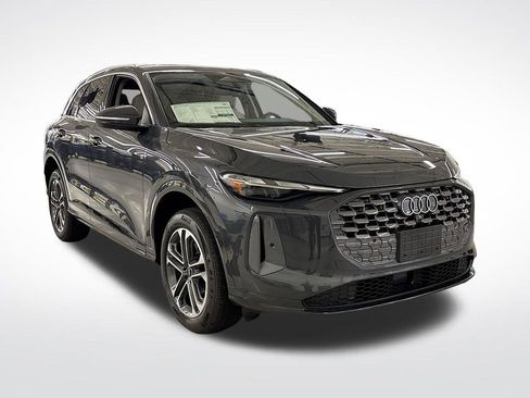 New 2026 Audi Q5 Premium image 7