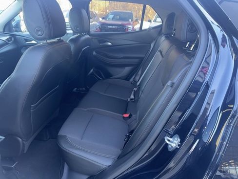 Used 2021 Buick Encore GX Select w/ Sport Touring Package image 17