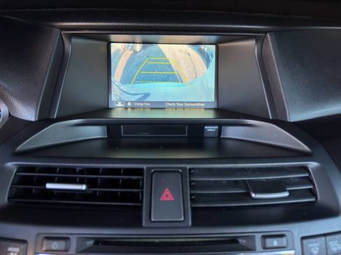 Used 2015 Honda Crosstour EX-L image 17