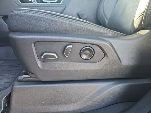 Used 2025 GMC Sierra 3500 Denali w/ Denali Reserve Package image 21