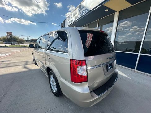 Used 2012 Chrysler Town & Country Touring w/ Entertainment Group #1 image 3