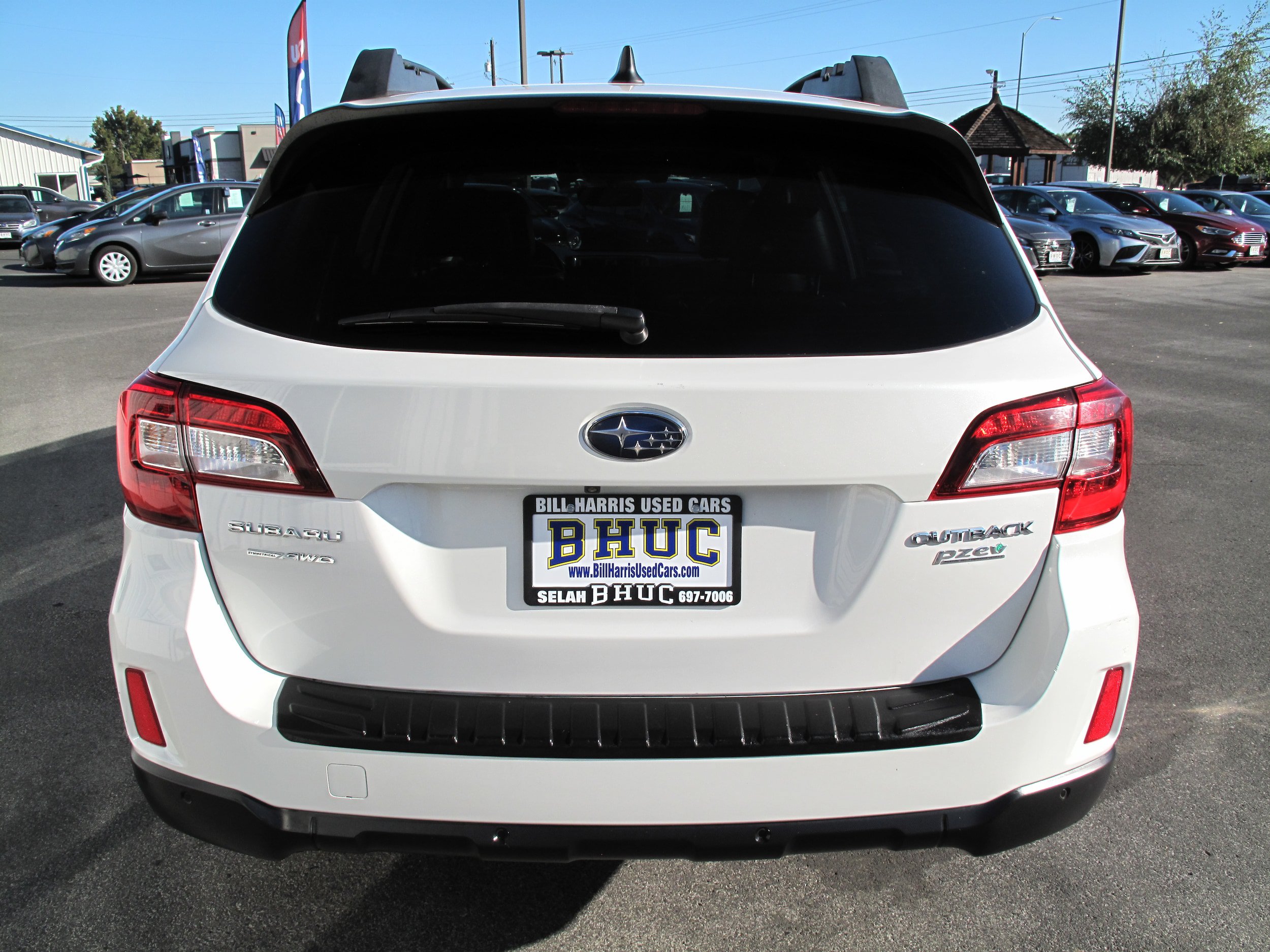 Used 2017 Subaru Outback 2.5i Limited AWD/4WD image 5