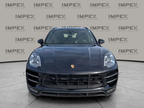 Used 2017 Porsche Macan Turbo image 8