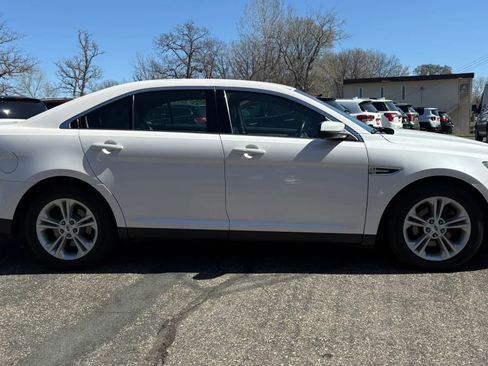 Used 2016 Ford Taurus SEL w/ Equipment Group 201A FWD image 11