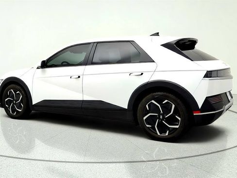 Used 2024 Hyundai Ioniq 5 SEL RWD image 7
