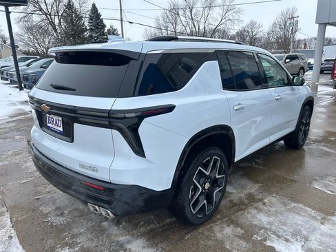 New 2026 Chevrolet Traverse High Country image 6