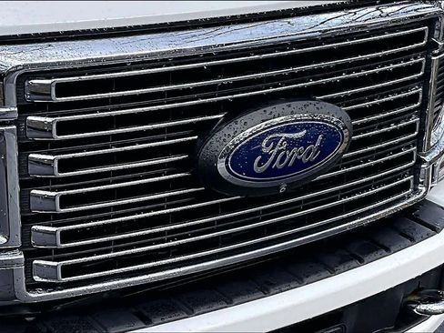 Used 2020 Ford F250 Platinum w/ FX4 Off-Road Package image 30