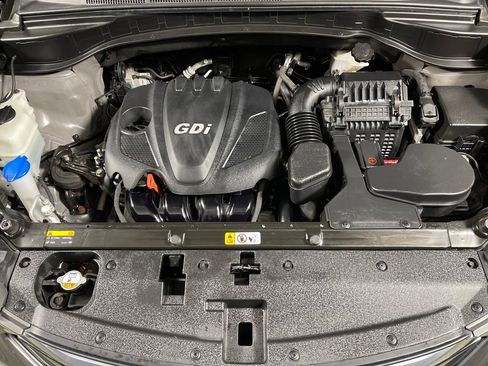 Used 2015 Hyundai Santa Fe Sport image 9