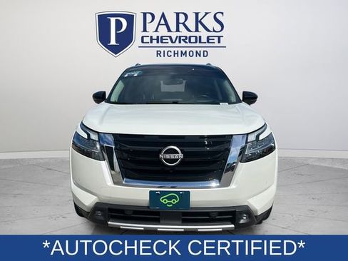Used 2022 Nissan Pathfinder Platinum w/ Cargo Package image 2