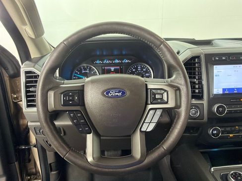 Used 2020 Ford Expedition XLT AWD/4WD image 14