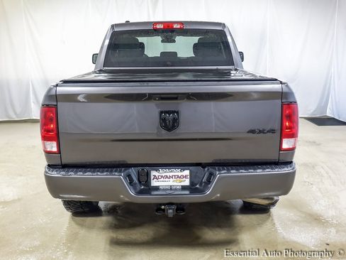 Used 2019 RAM 1500 Express w/ Express Value Package image 6