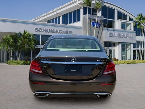 Used 2018 Mercedes-Benz E 300 4MATIC image 6