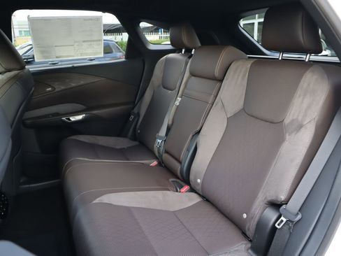 New 2026 Lexus RX 450h AWD image 39