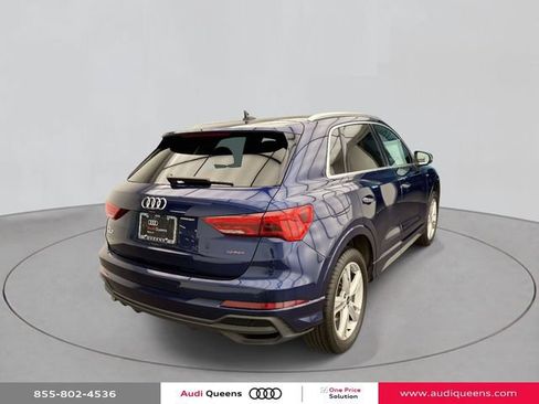 Certified 2023 Audi Q3 2.0T Premium w/ Convenience Package AWD/4WD image 4