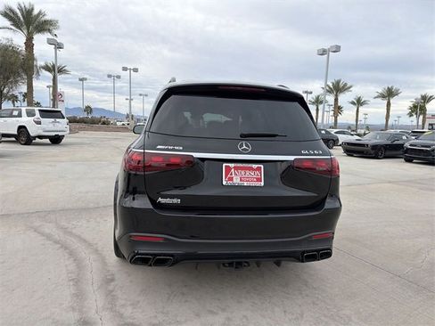 Used 2024 Mercedes-Benz GLS 63 AMG 4MATIC image 6